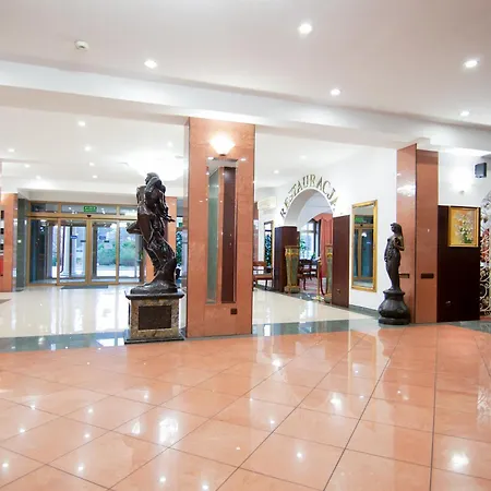 Bella Vista מלון 3*
