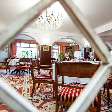 Bella Vista Hotel 3*