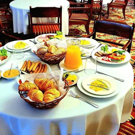Bella Vista Hotel 3*