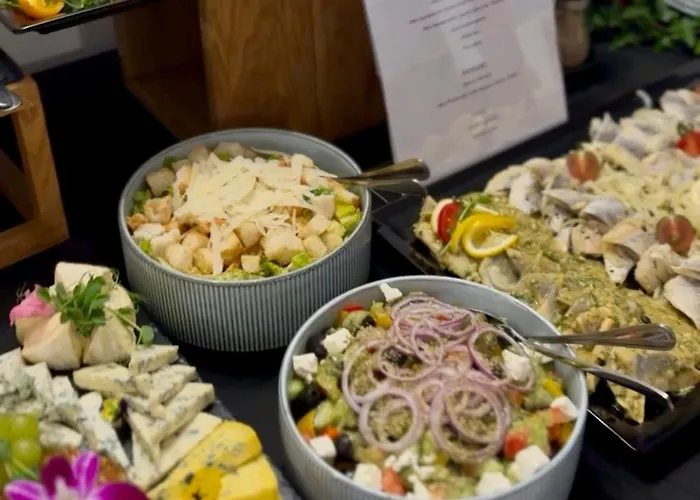 Bella Vista Hotel 3*