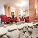 Bella Vista 3* ורשה